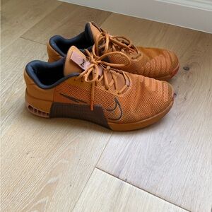 Nike Men's Orange Metcon Shoes